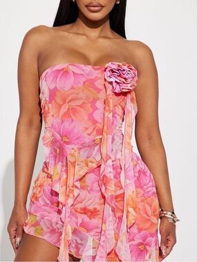 Fashion Nova Pink & Orange Floral matching two piece set